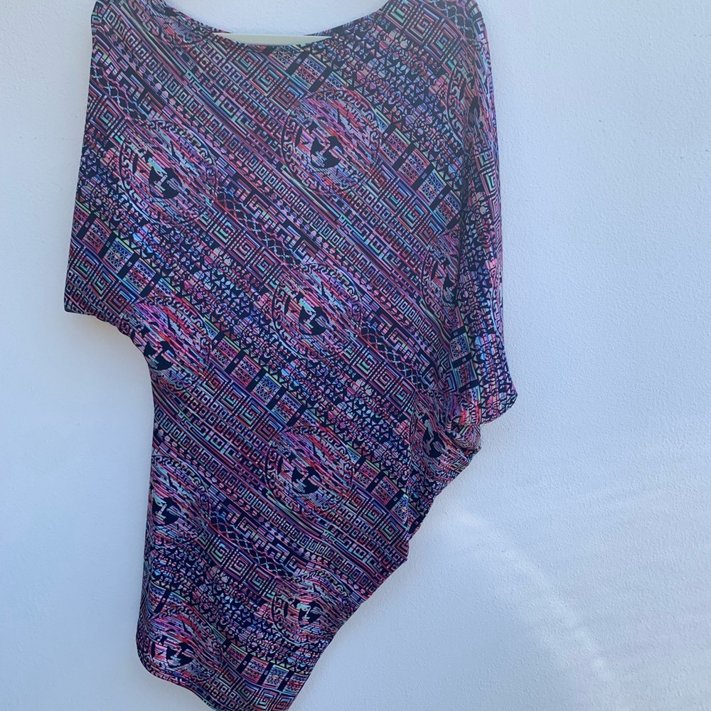 Asymmetrical tunic
